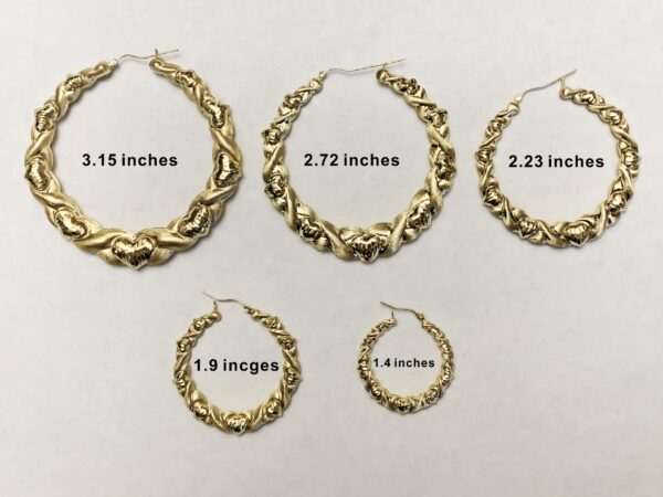 10K Gold Heart Design Hoop Earring
