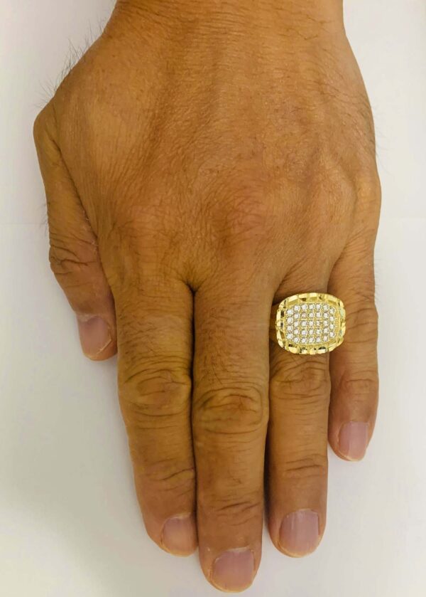 10K Men's Ring (off oval shape dia cut border) - Image 4