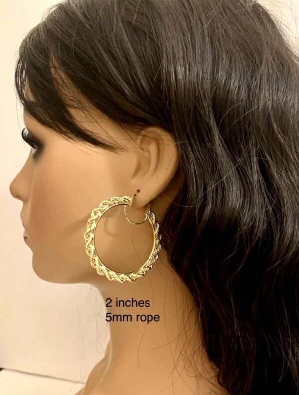 10K Hollow Rope Earring - Image 2