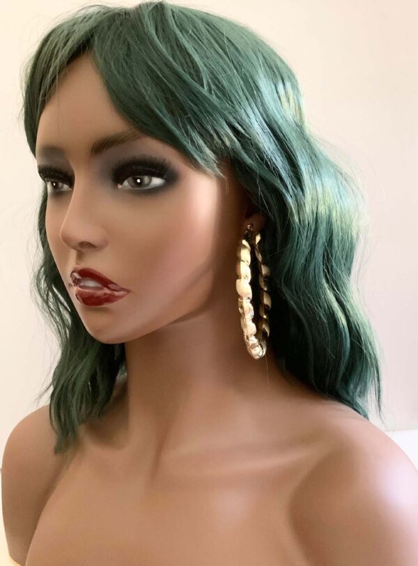 10K Large Hoop, Satin finish, twist style.